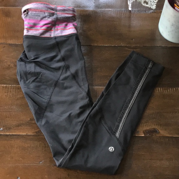 lululemon athletica Pants - EUC Lululemon full length running tights size 4
